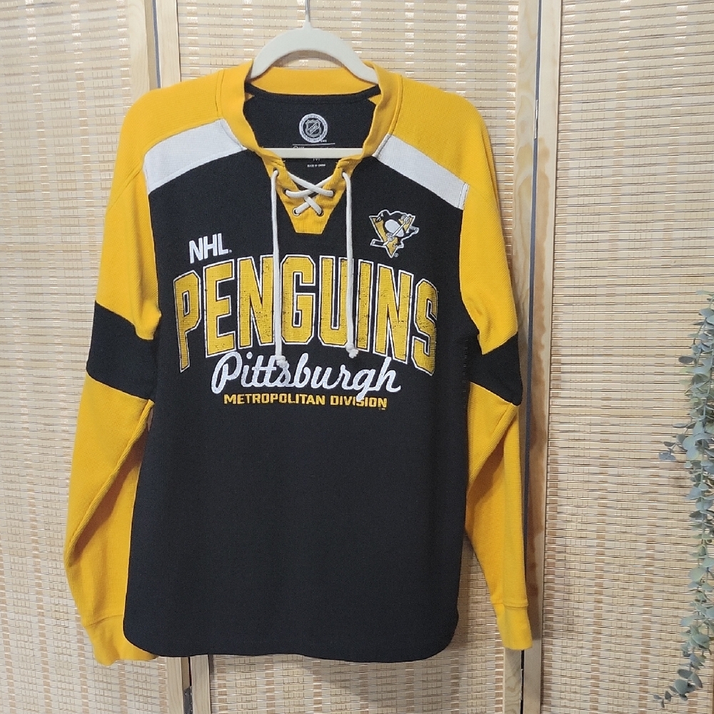 NHL Pittsburgh Penguins Hockey Thermal Long Sleeved Shirt - Men's M